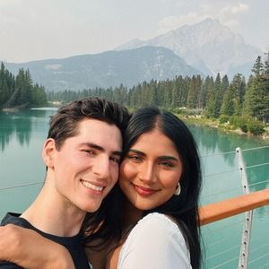 Meet your Posher, Diona